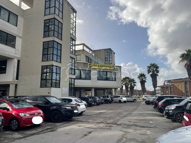 negozio in vendita a Latina