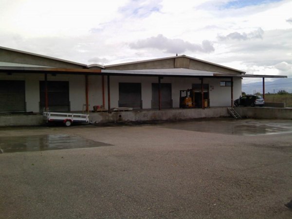 locale di sgombero in vendita a Latina in zona Borgo San Michele