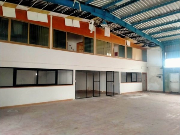 negozio in vendita a Latina