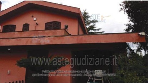 casa indipendente in vendita a Latina in zona Borgo Grappa