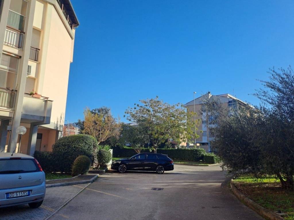 casa indipendente in vendita a Latina in zona Latina Scalo