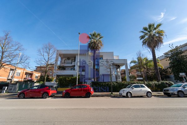 casa indipendente in vendita a Latina