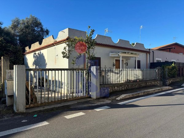 casa indipendente in vendita a Latina