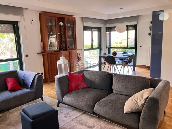 casa indipendente in vendita a Latina