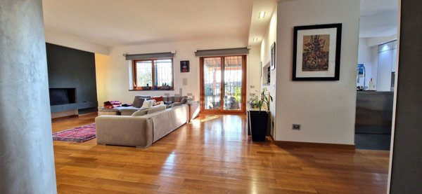 casa indipendente in vendita a Latina in zona Centro Città