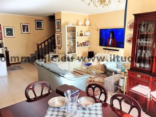 casa indipendente in vendita a Latina