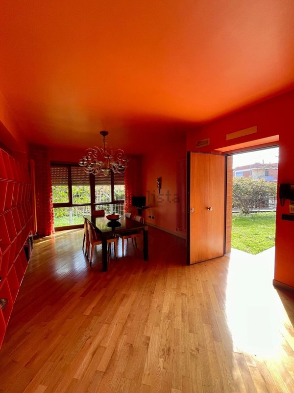 casa indipendente in vendita a Latina