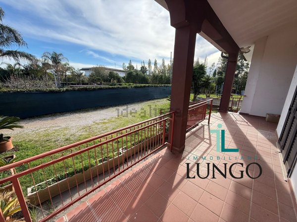 casa indipendente in vendita a Latina