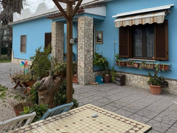 casa indipendente in vendita a Latina in zona Borgo Grappa