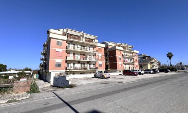 appartamento in vendita a Latina in zona Foce Verde