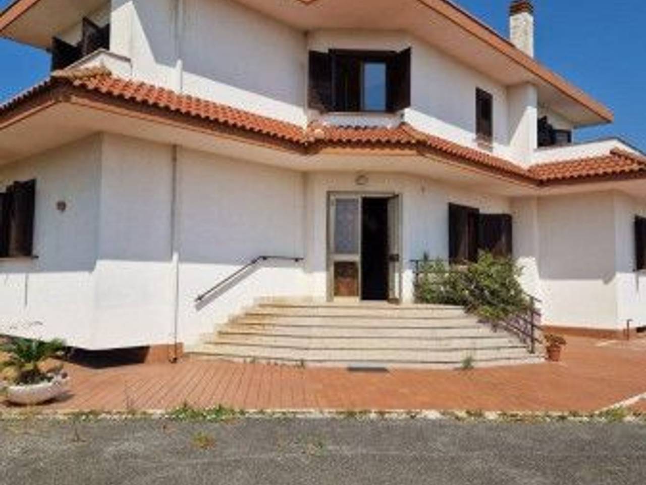 casa indipendente in vendita a Latina in zona Borgo Isonzo