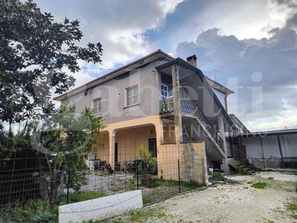 appartamento in vendita a Latina in zona Latina Scalo