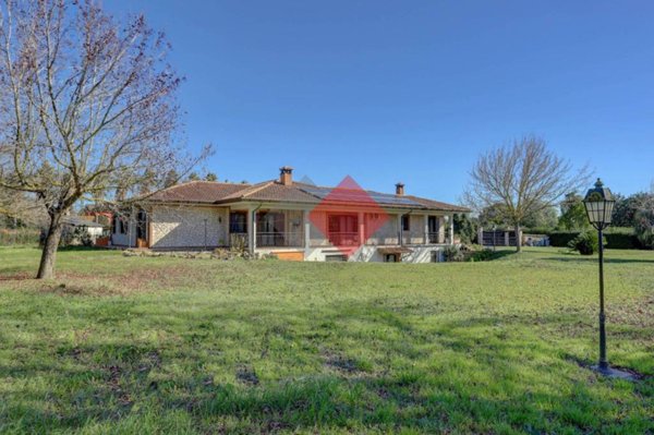 casa indipendente in vendita a Latina in zona Borgo Sabotino