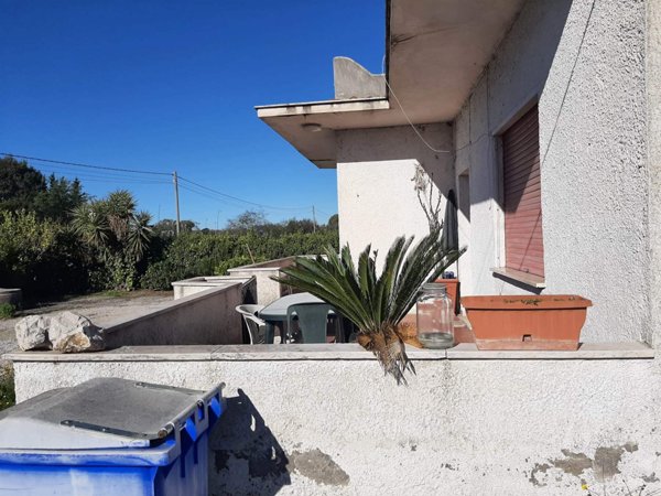 casa indipendente in vendita a Latina in zona Borgo Isonzo