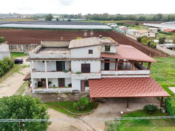 casa indipendente in vendita a Latina in zona Acciarella