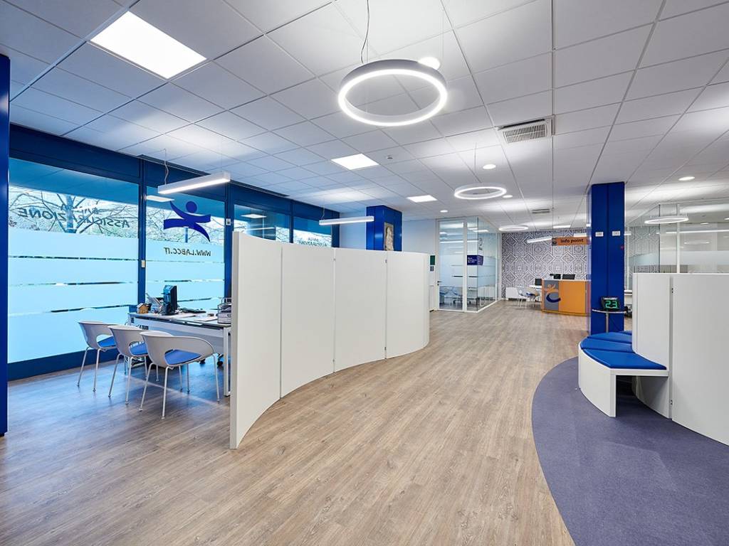 negozio in vendita a Latina in zona Borgo San Michele