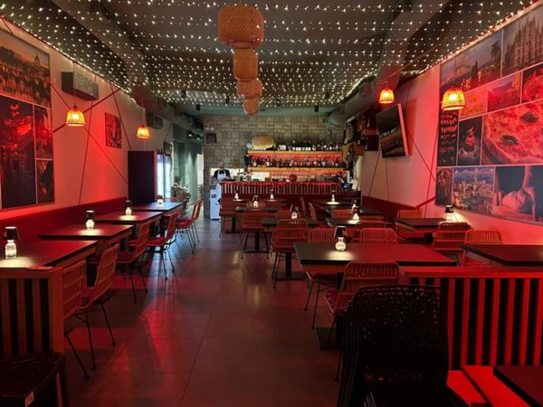 negozio in vendita a Latina in zona Centro Città