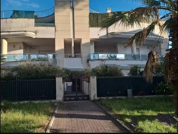 appartamento in vendita a Latina in zona Latina Scalo