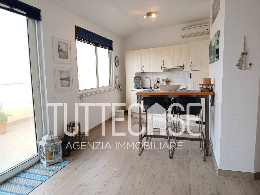 appartamento in vendita a Latina in zona Foce Verde