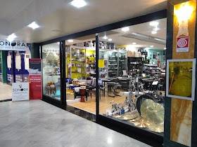 negozio in vendita a Latina