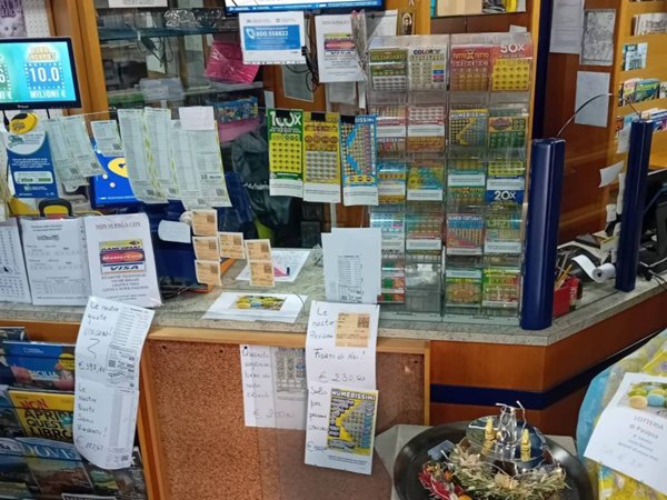 negozio in vendita a Latina in zona Latina Scalo