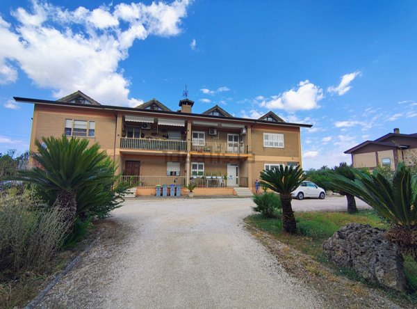 appartamento in vendita a Latina in zona Epitaffio