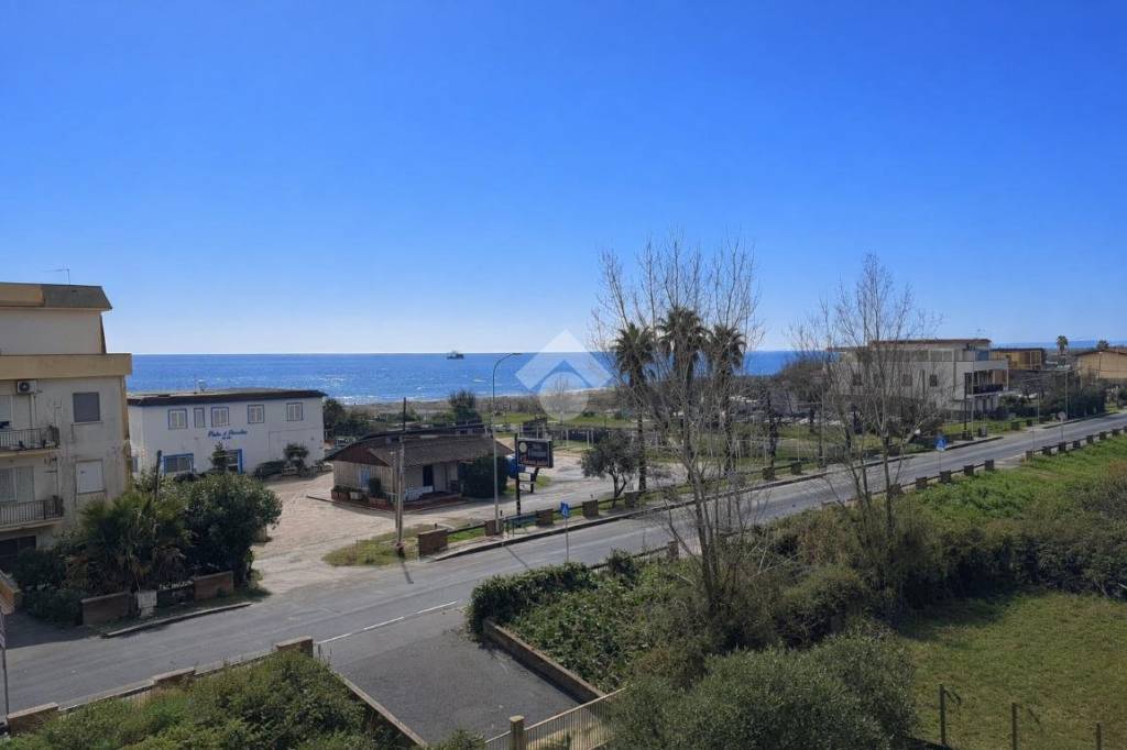 appartamento in vendita a Latina in zona Foce Verde