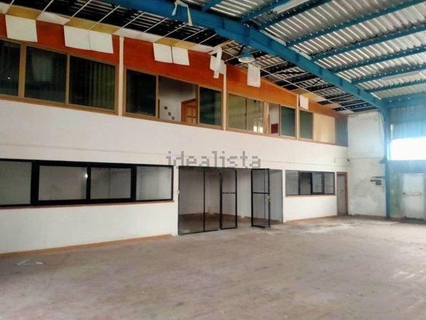 locale di sgombero in vendita a Latina