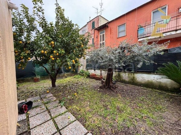 casa indipendente in vendita a Latina