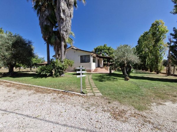 casa indipendente in vendita a Latina in zona Borgo Sabotino