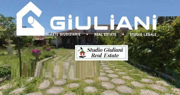 casa indipendente in vendita a Latina in zona Foce Verde