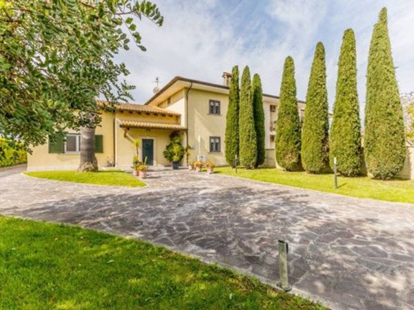 casa indipendente in vendita a Latina in zona Latina Scalo