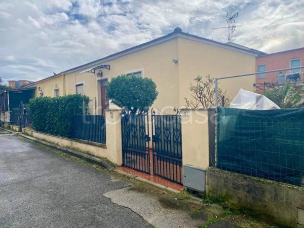casa indipendente in vendita a Latina