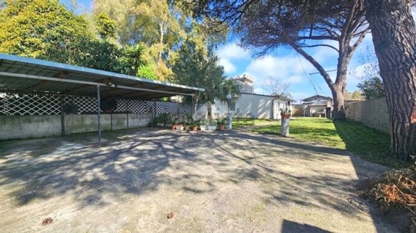 casa indipendente in vendita a Latina in zona Borgo Sabotino