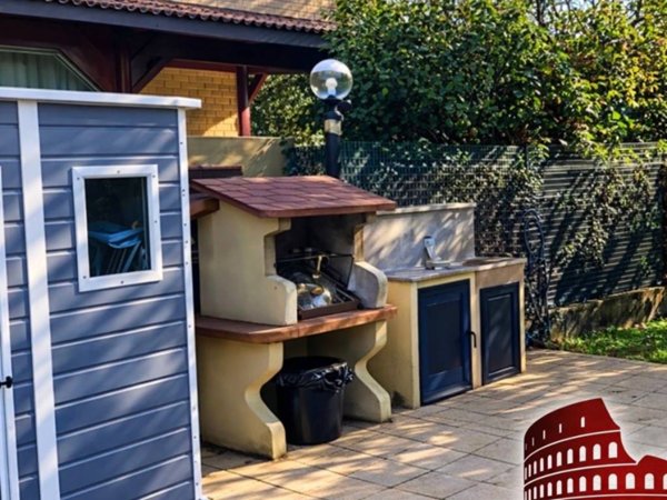 casa indipendente in vendita a Latina in zona Borgo Sabotino