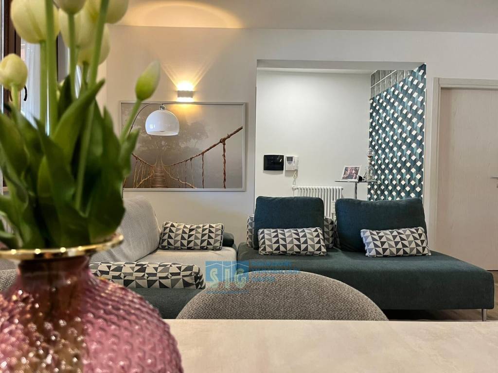 casa indipendente in vendita a Latina in zona Foce Verde