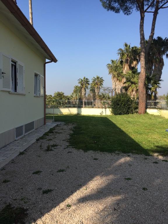 casa indipendente in vendita a Latina in zona Borgo Santa Maria