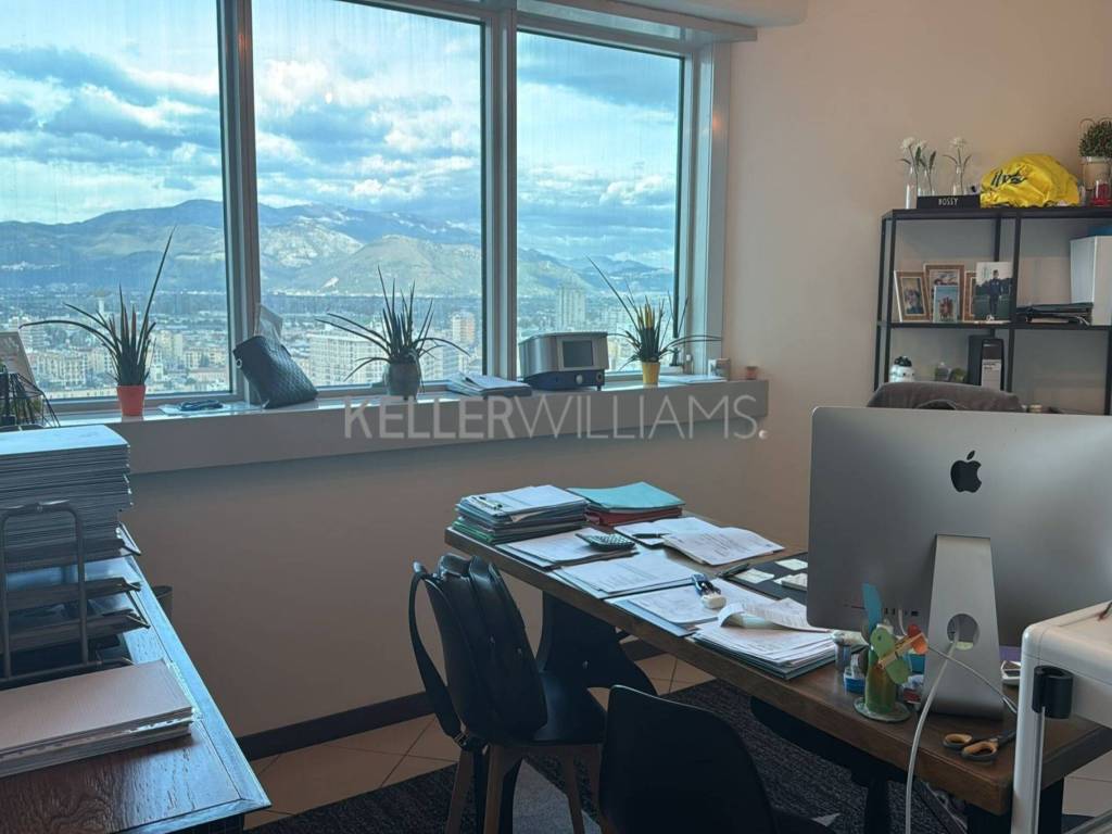 ufficio in vendita a Latina in zona Centro Città