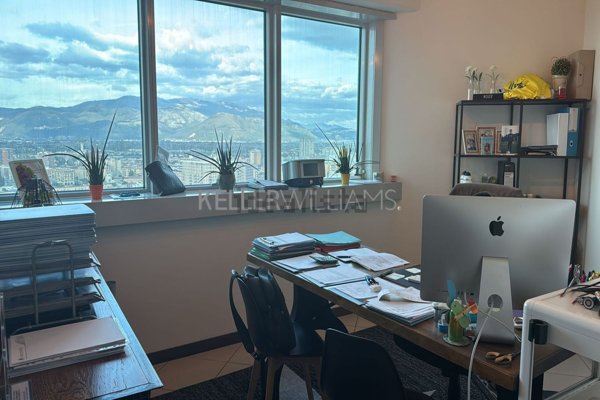 ufficio in vendita a Latina