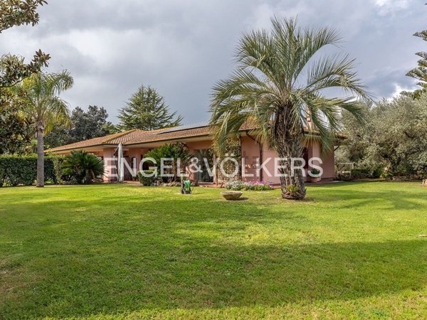 casa indipendente in vendita a Latina in zona Borgo Santa Maria