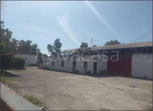 locale commerciale in vendita a Latina in zona Borgo Isonzo