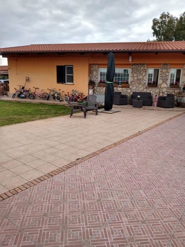 casa indipendente in vendita a Latina in zona Foce Verde