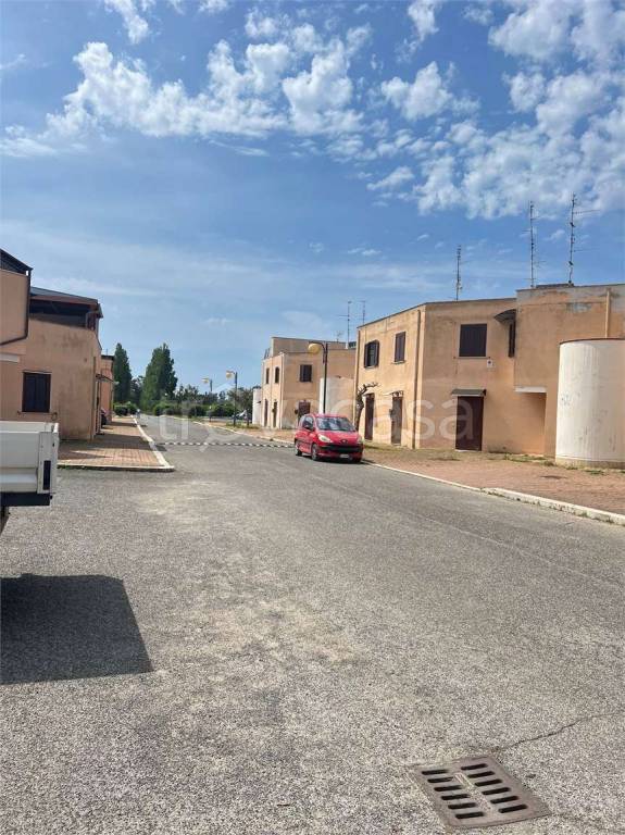 appartamento in vendita a Latina in zona Foce Verde