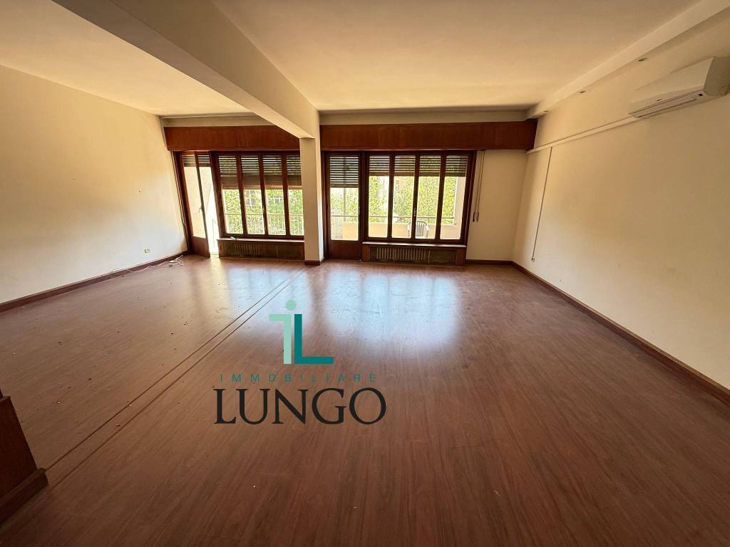 appartamento in vendita a Latina in zona Centro Città