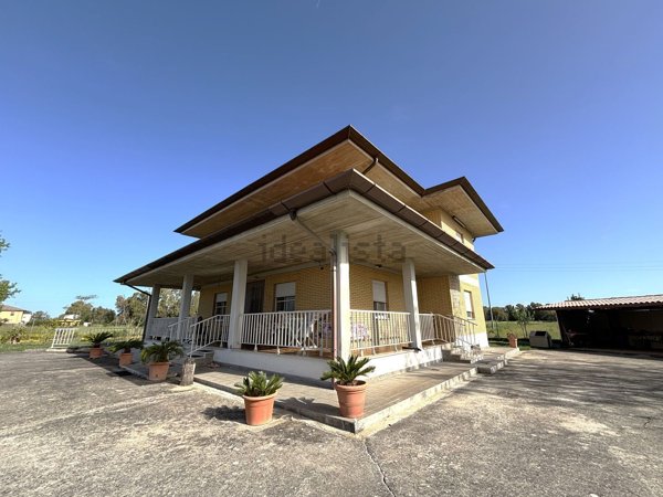 casa indipendente in vendita a Latina in zona Borgo Piave