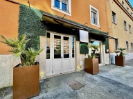 negozio in vendita a Latina