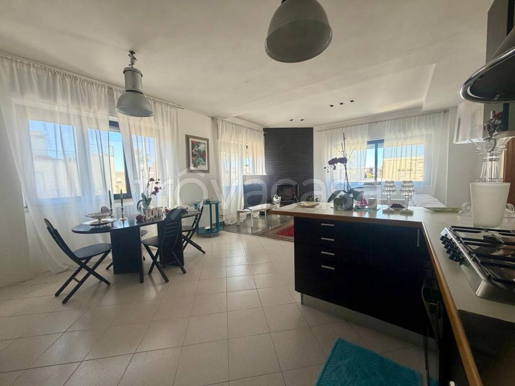 appartamento in vendita a Latina in zona Centro Città