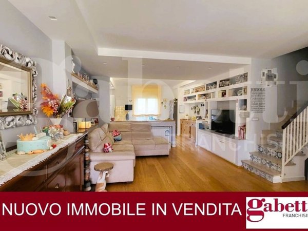 casa indipendente in vendita a Latina in zona Latina Scalo