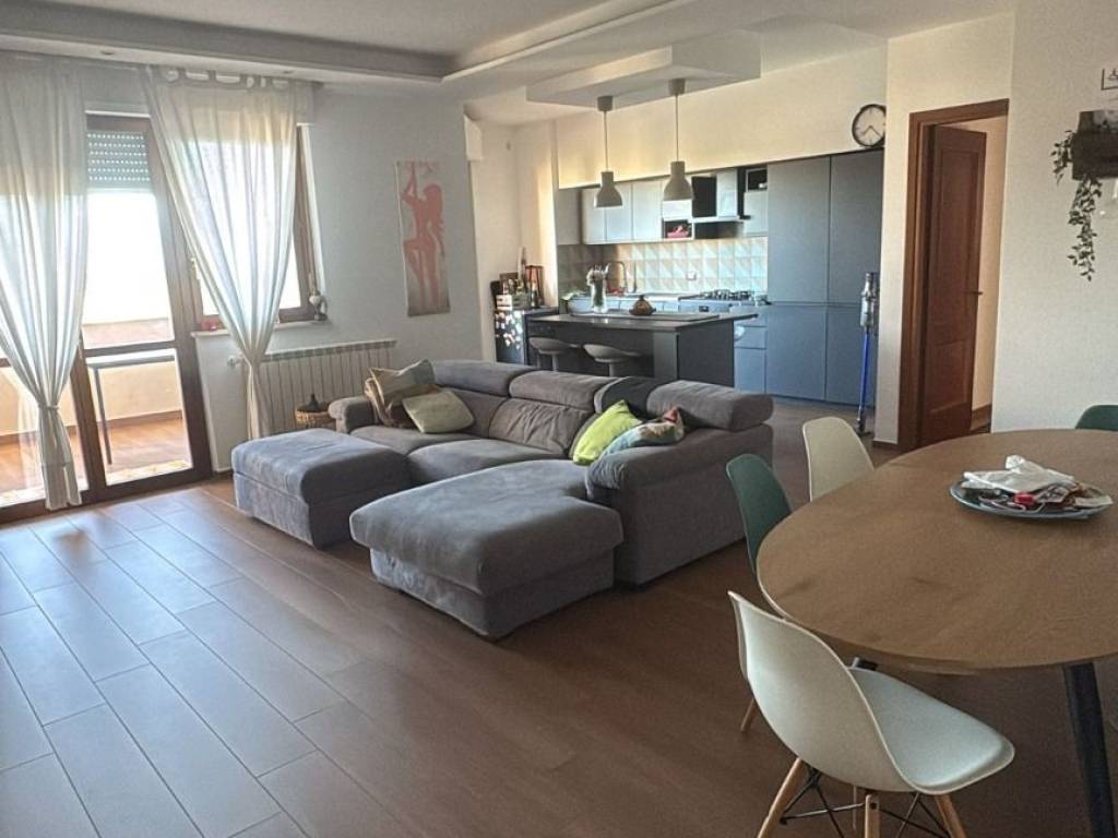 appartamento in vendita a Latina in zona Centro Città