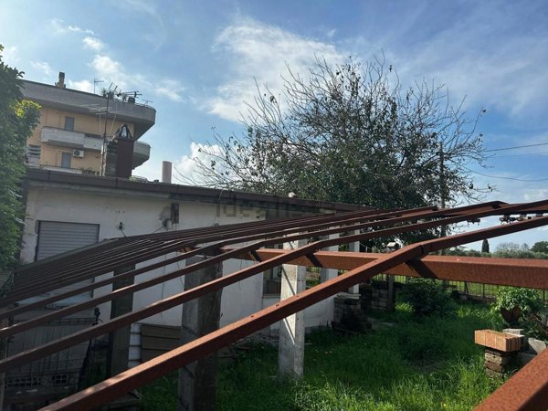 appartamento in vendita a Latina in zona Borgo Montello